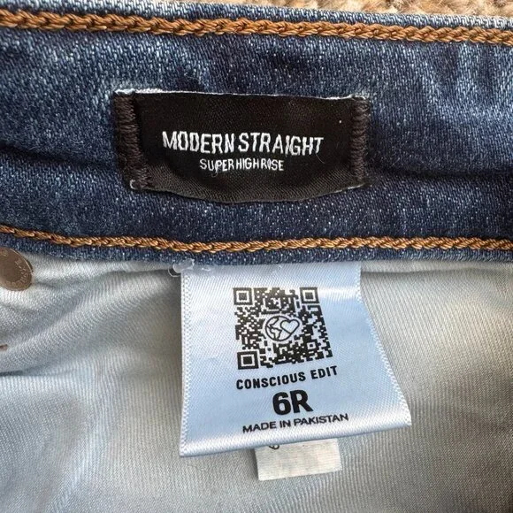 Express Modern Straight leg Super High Rise Jeans 6 regular high waist jean - Picture 6 of 7